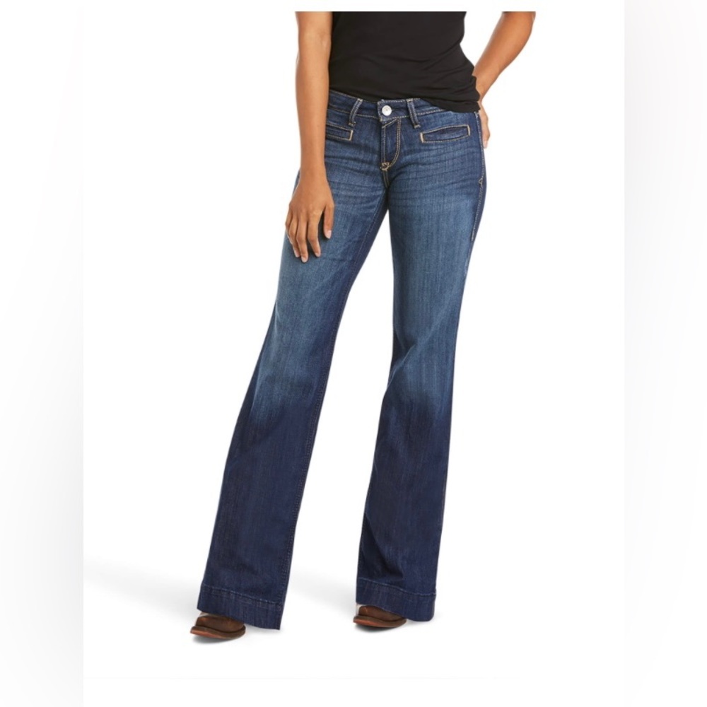 Ariat Lucy Mid Rise Trouser Jeans w/ Raw Hem - Size 30